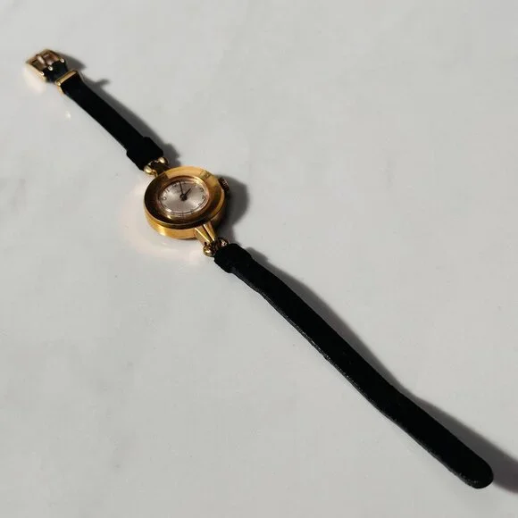 Timex Ladies Watch - Gold Tone Round Face - Thin Strap - Needs Battery - Picture 2 of 5